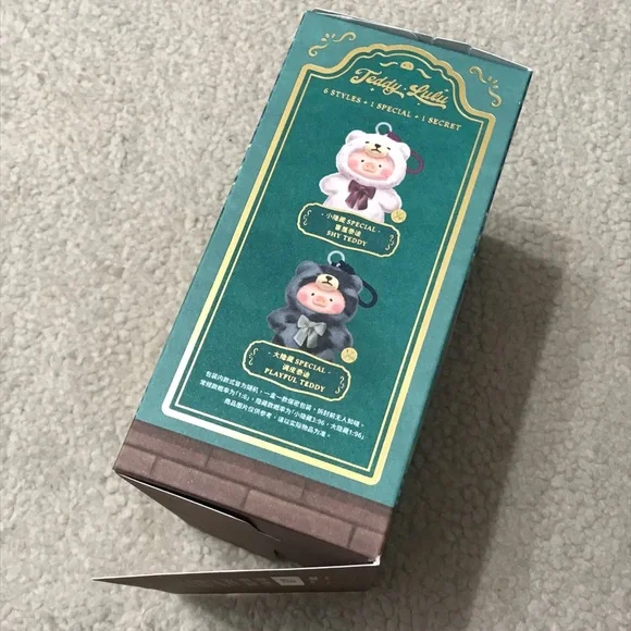 Lulu The Piggy Vintage Teddy Shop Vinyl Face Plush Pendant Blind Box Witty Teddy - Picture 13 of 16